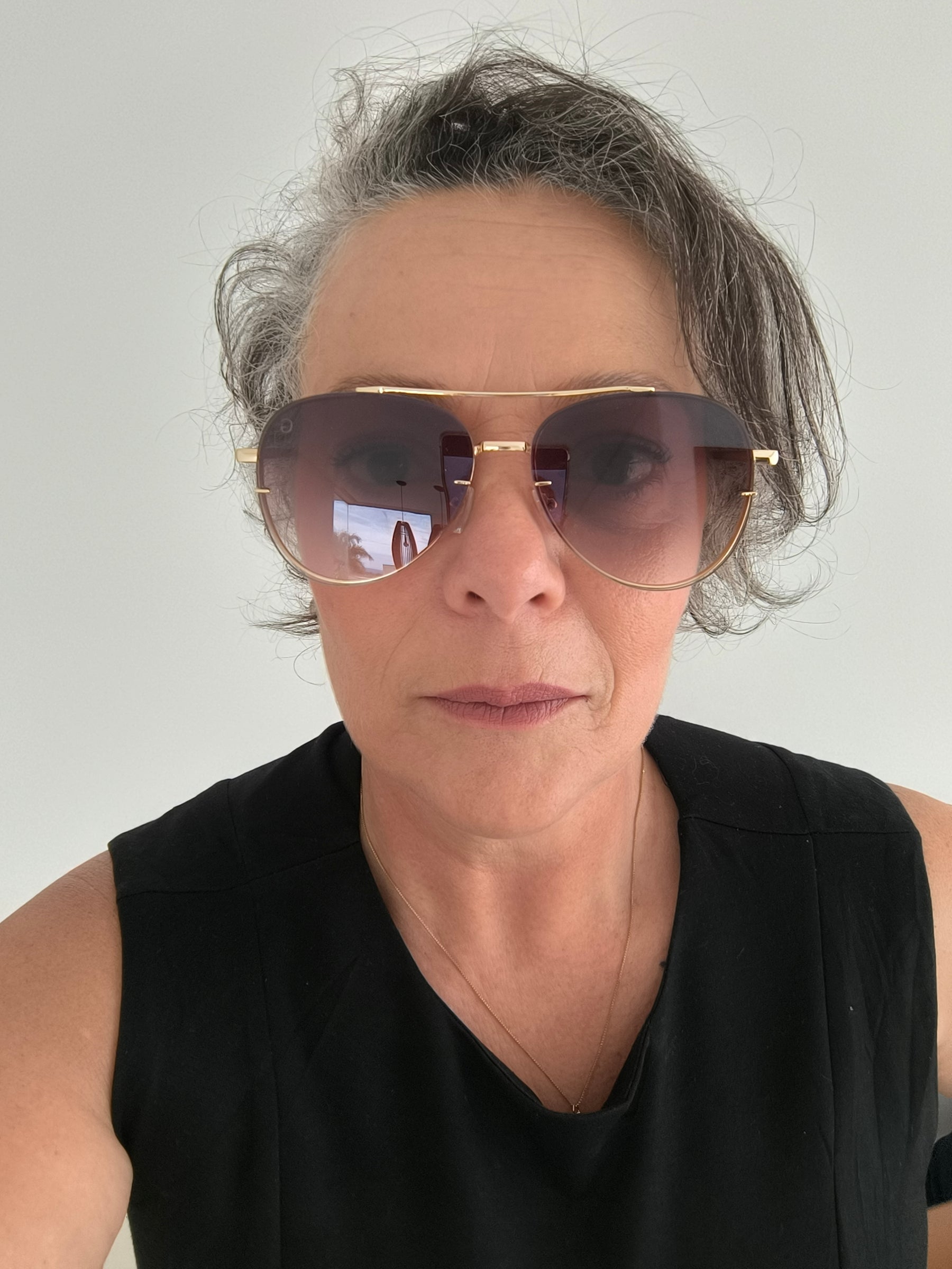 Óculos de Sol Feminino Aviador em Metal Dourado – Gloss