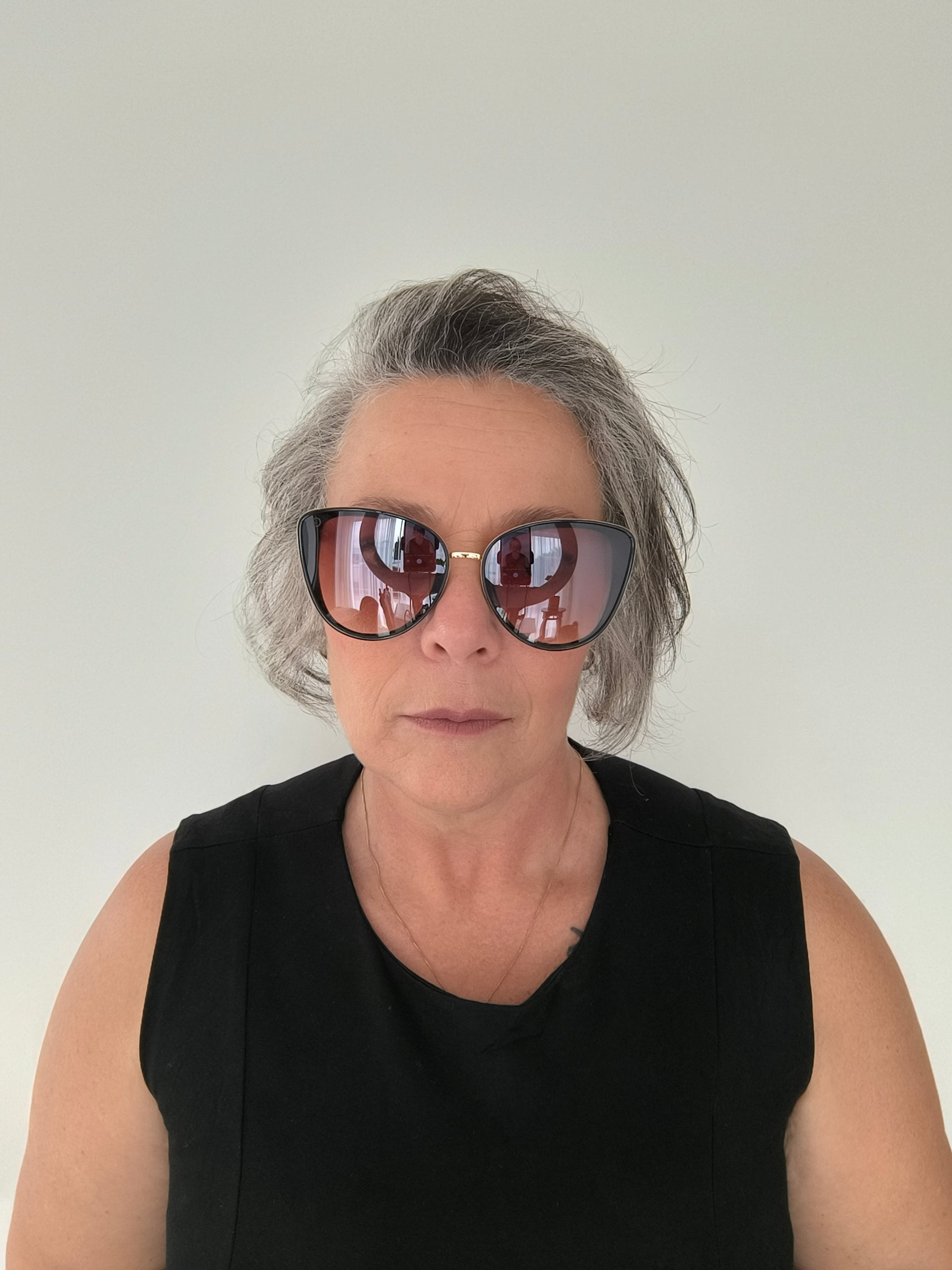 Óculos de Sol Feminino Gatinho Grande em Acetato com Lente Cosmética Degradê – Gloss