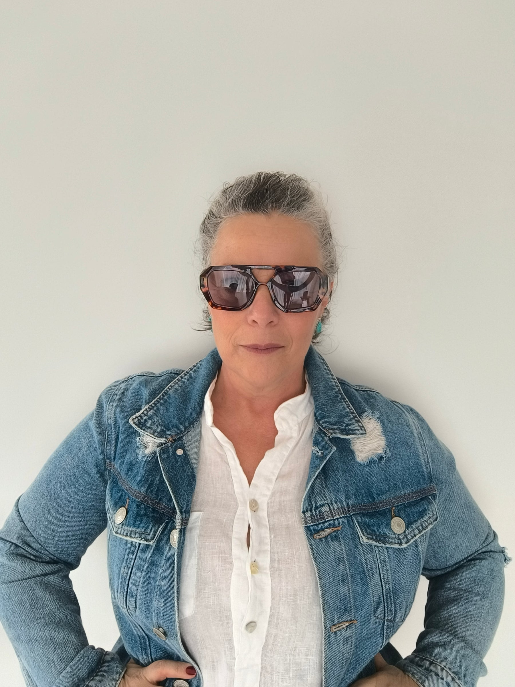 Óculos de Sol Feminino Quadrado Geométrico em Acetato com Lente Cosmética Azul – Gloss