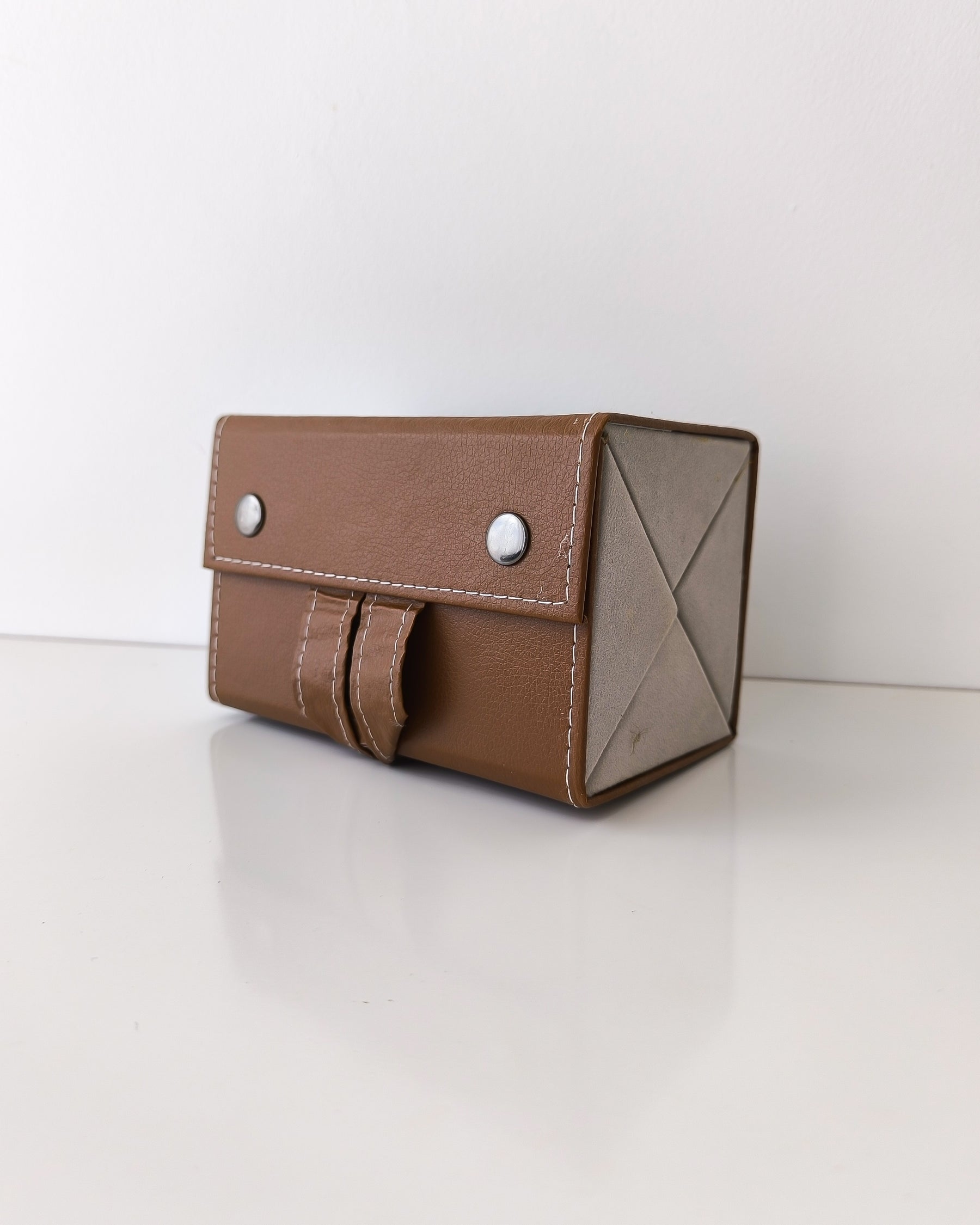 Organizador Multiuso com 4 Compartimentos em Acrílico Transparente Premium – Gloss Eyevewear