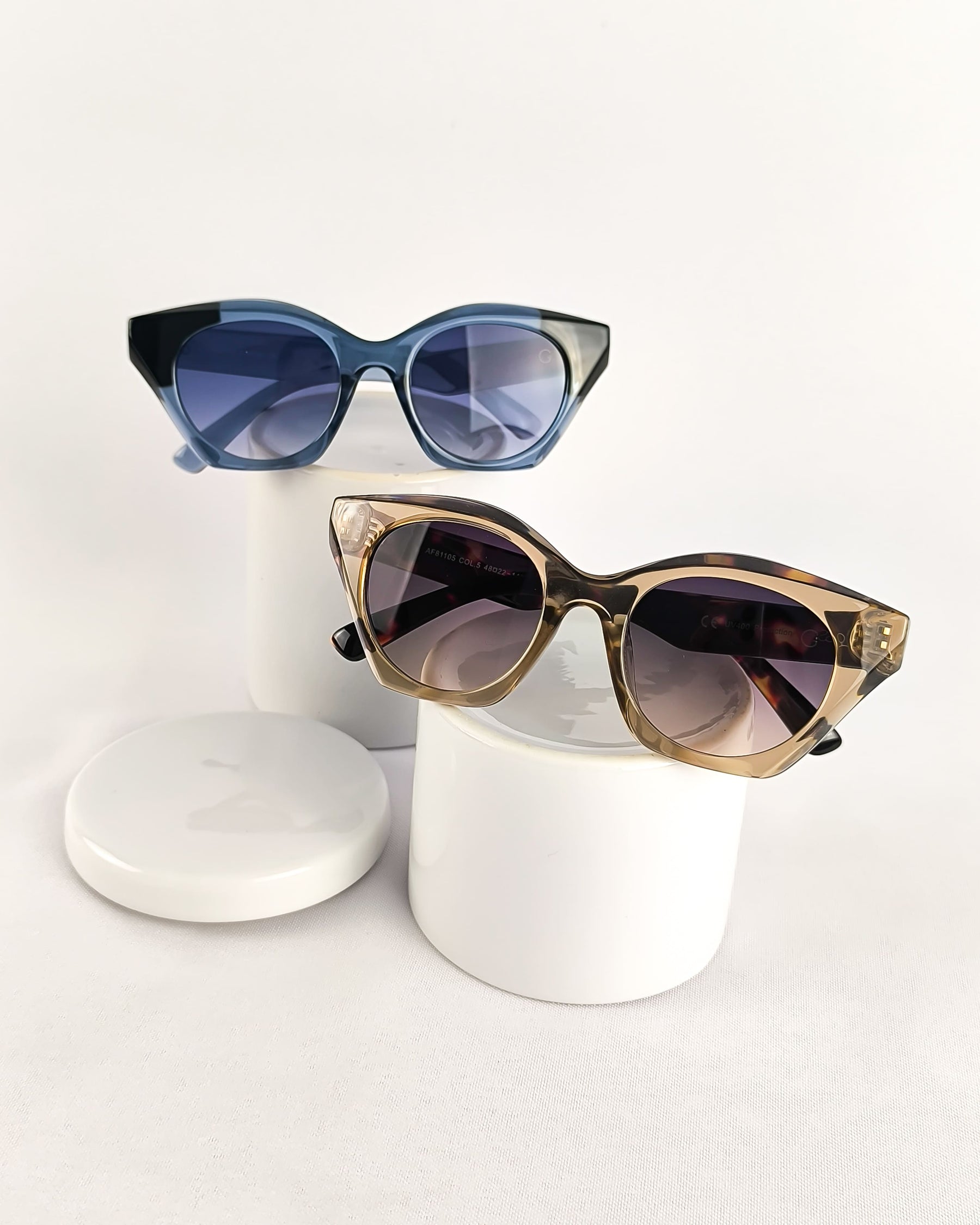Óculos de Sol Feminino Gatinho em Acetato Translúcido Azul e Marrom Premium - Gloss Eyewear