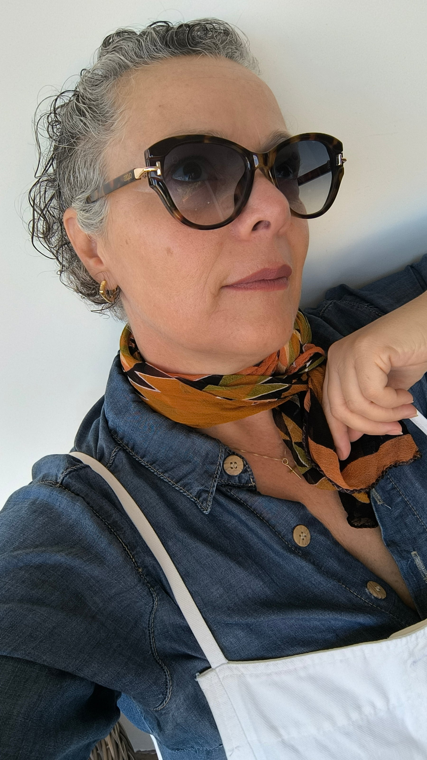 Óculos de Sol Feminino Gatinho Grande em Acetato com Lente Cosmética Degradê – Gloss