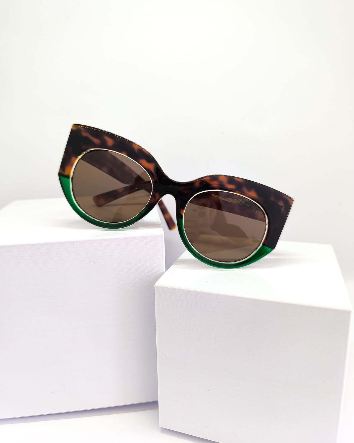 Óculos de Sol Feminino Redondo Bicolor em Acetato Polarizado – Gloss Eyewear