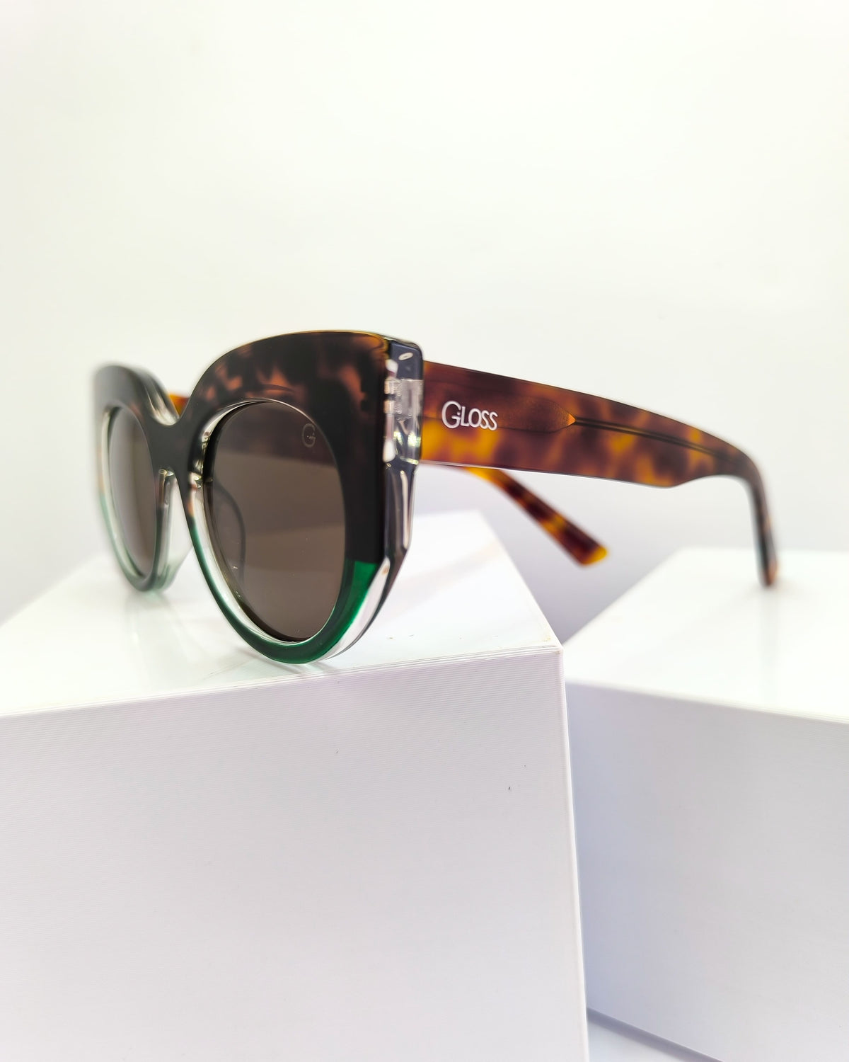 Óculos de Sol Feminino Redondo Bicolor em Acetato Polarizado – Gloss Eyewear