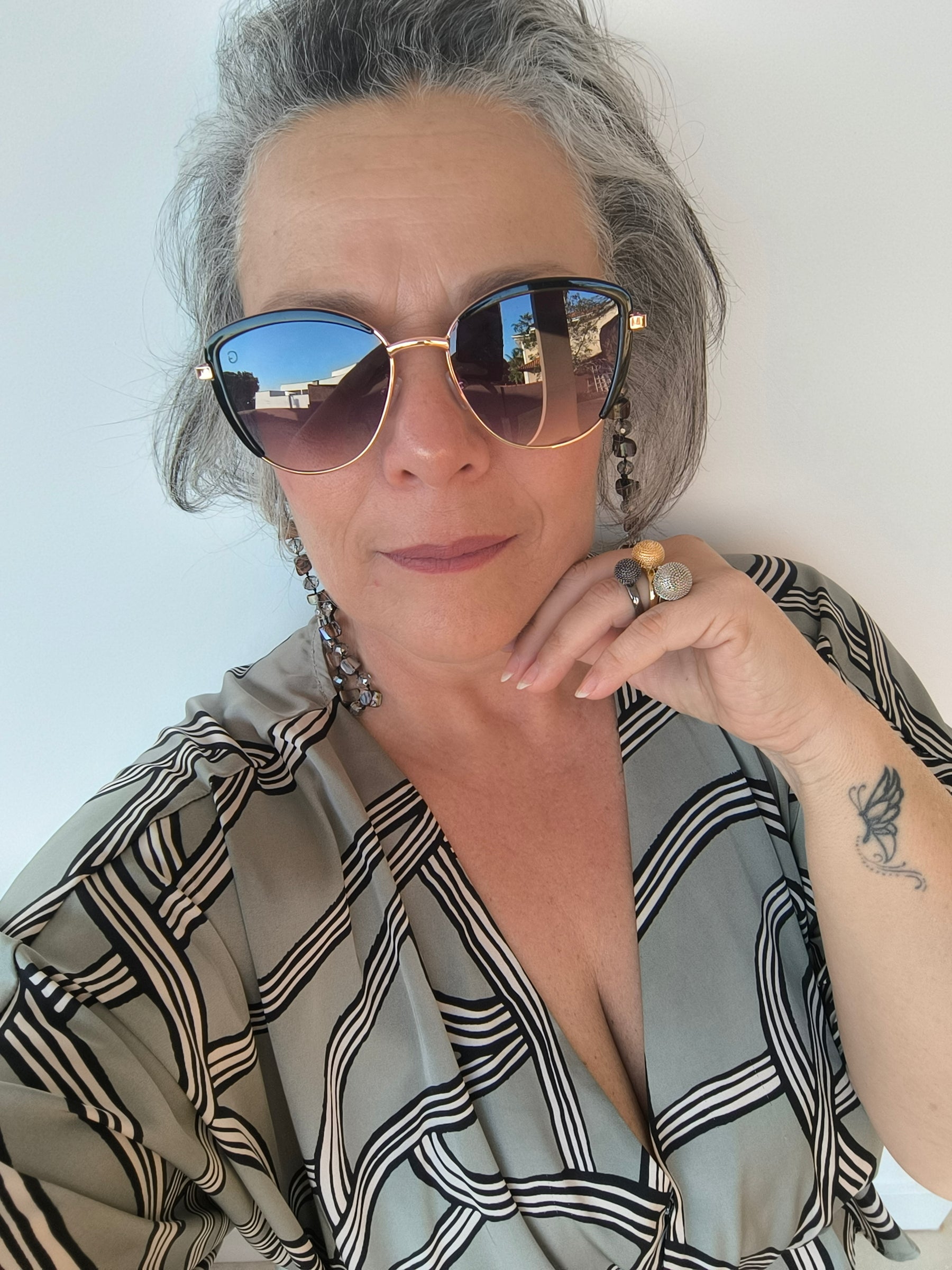 Óculos de Sol Feminino Gatinho Grande em Metal – Elegância Degradê