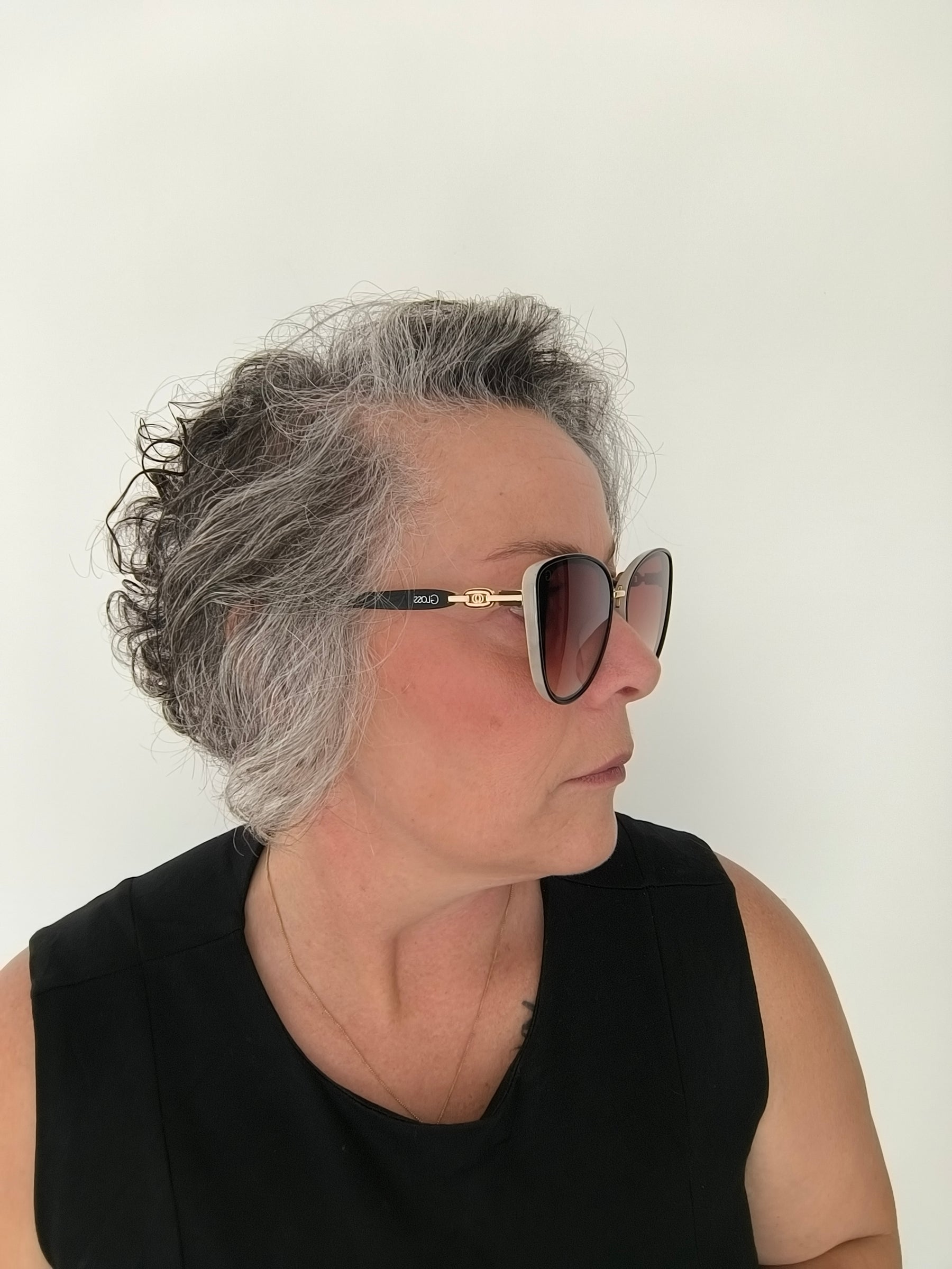 Óculos de Sol Feminino Gatinho Grande em Acetato com Lente Cosmética Degradê – Gloss