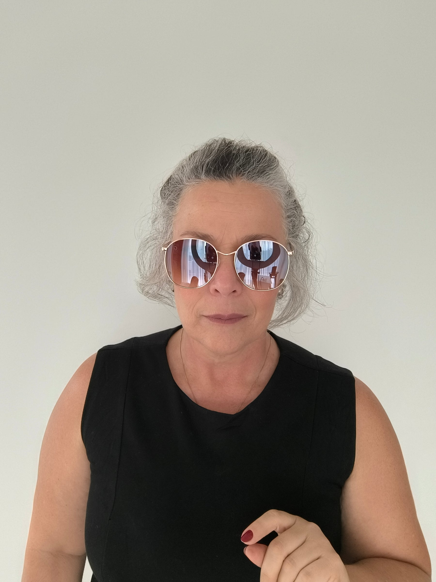 Óculos de Sol Feminino Quadrado Grande em Metal Dourado – Gloss