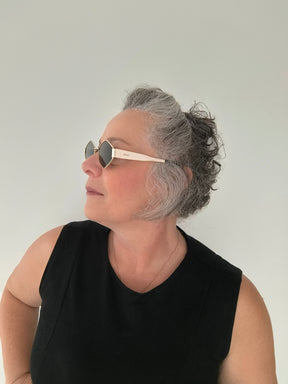 Óculos de Sol Unissex/Feminino Losango em Metal – Gloss