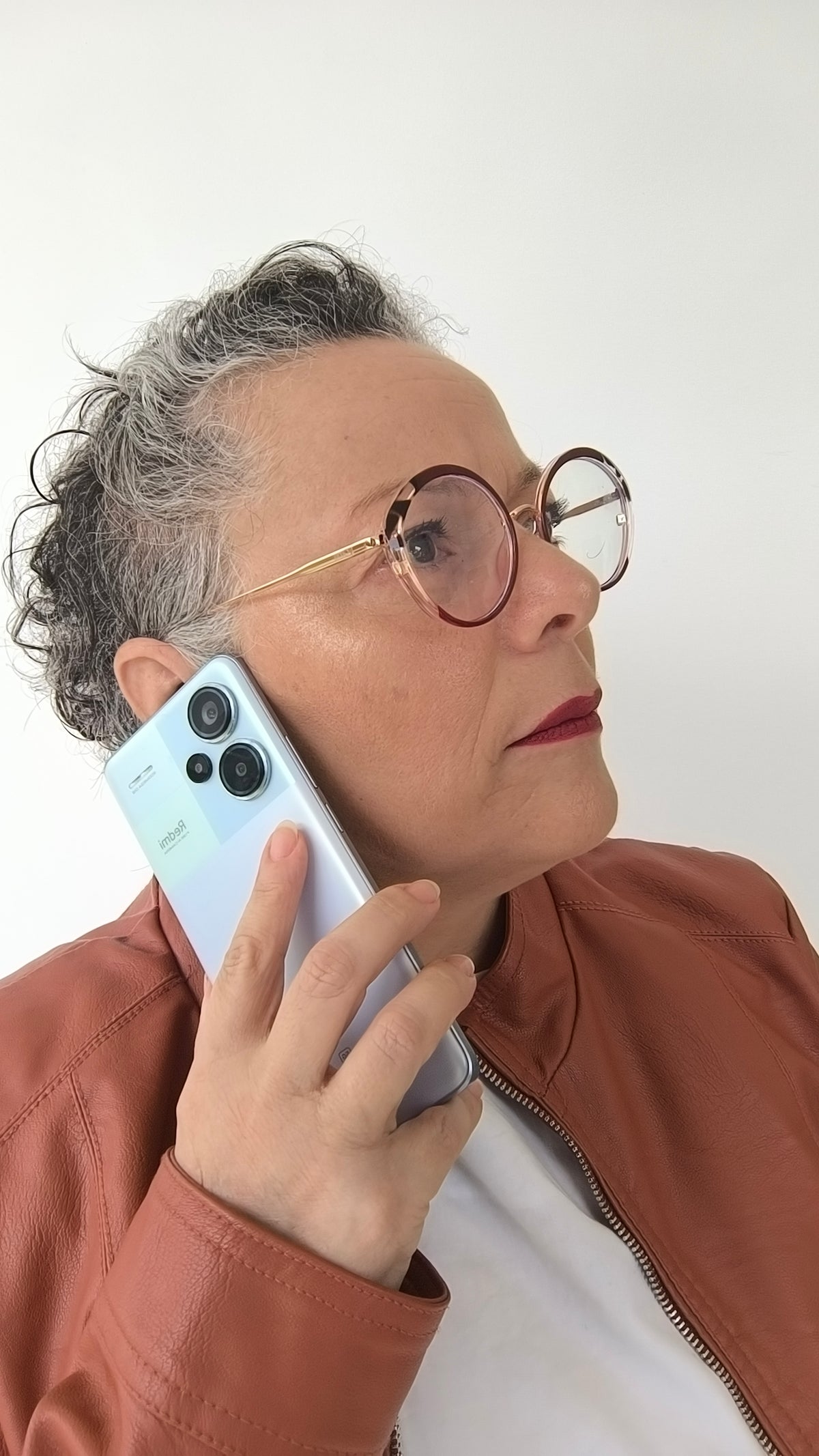 Óculos para Grau Feminino Redondo em Acetato e Metal – Gloss