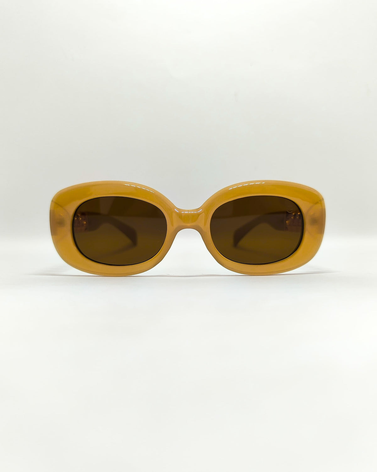 Óculos de Sol Feminino Slim com Haste em Correntaria em Metal Dourado Premium - Gloss Eyewear