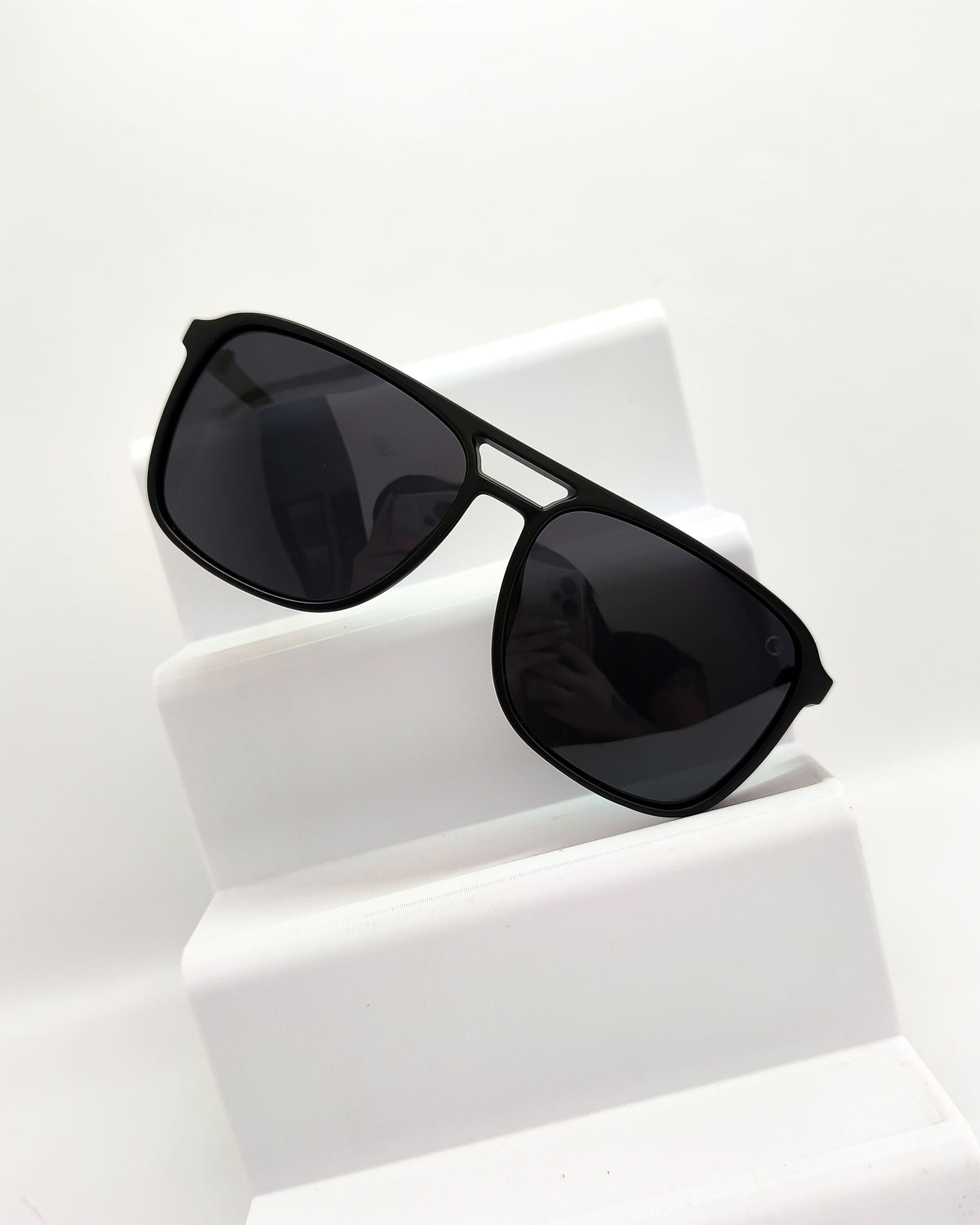 Óculos de Sol Masculino Retangular Preto em Acetato Premium - Gloss Eyewear