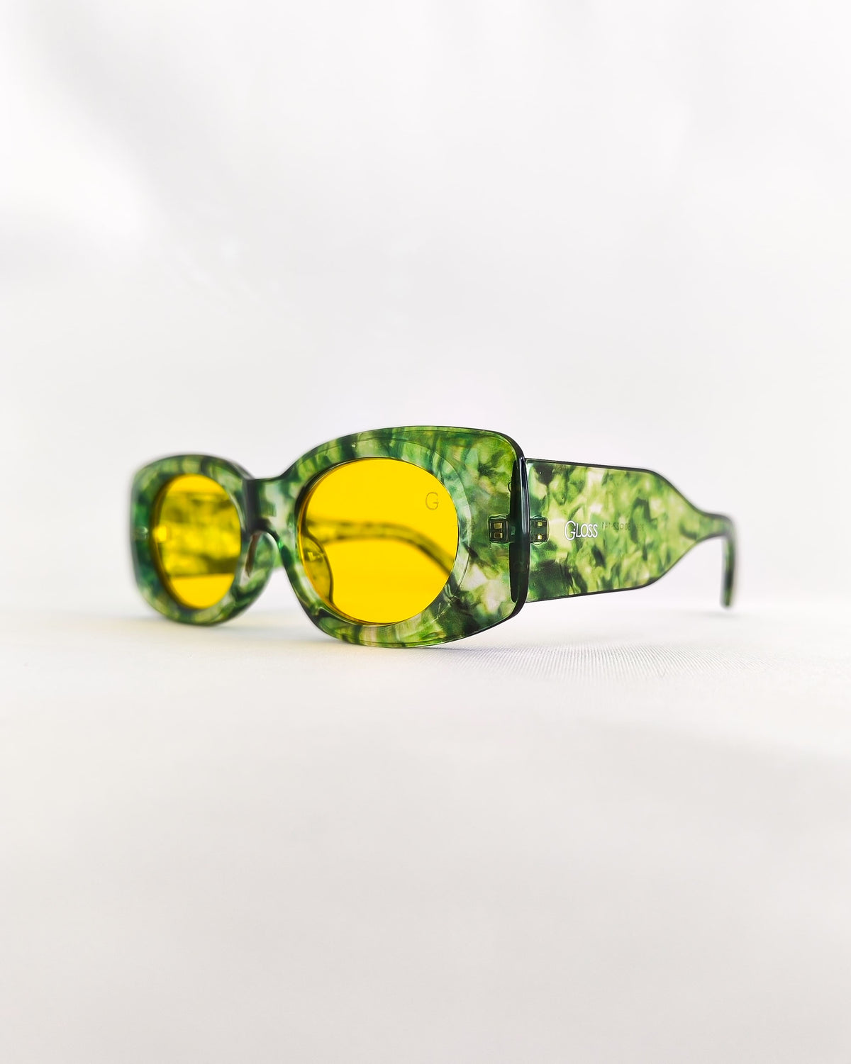 Óculos de Sol Unissex Slim em Acetato Verde com Lentes Amarelasa Premium - Gloss Eyewear