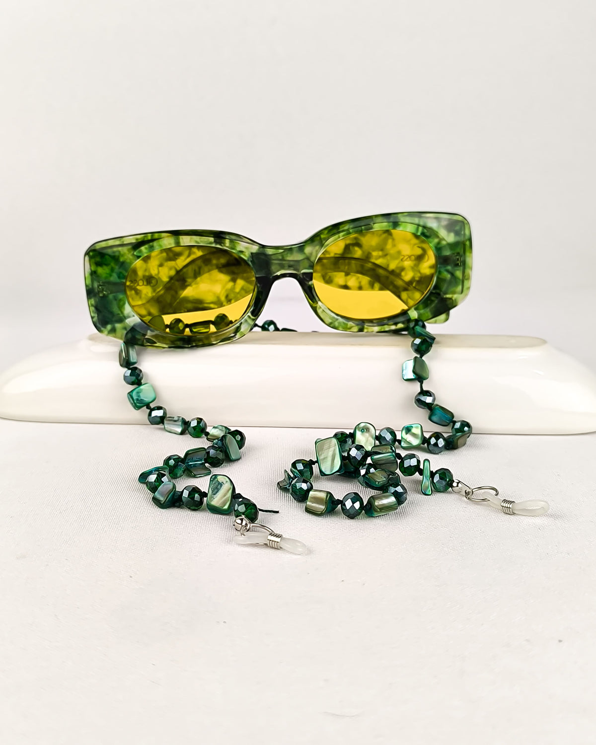 Cordinha para Óculos Unissex em Pedraria Verde Premium - Gloss Eyewear