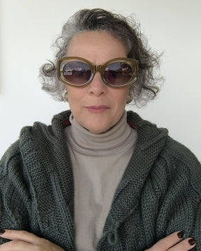Óculos de Sol Feminino Bold Verde Oliva com Hastes Animal Print Premium - Gloss Eyewear