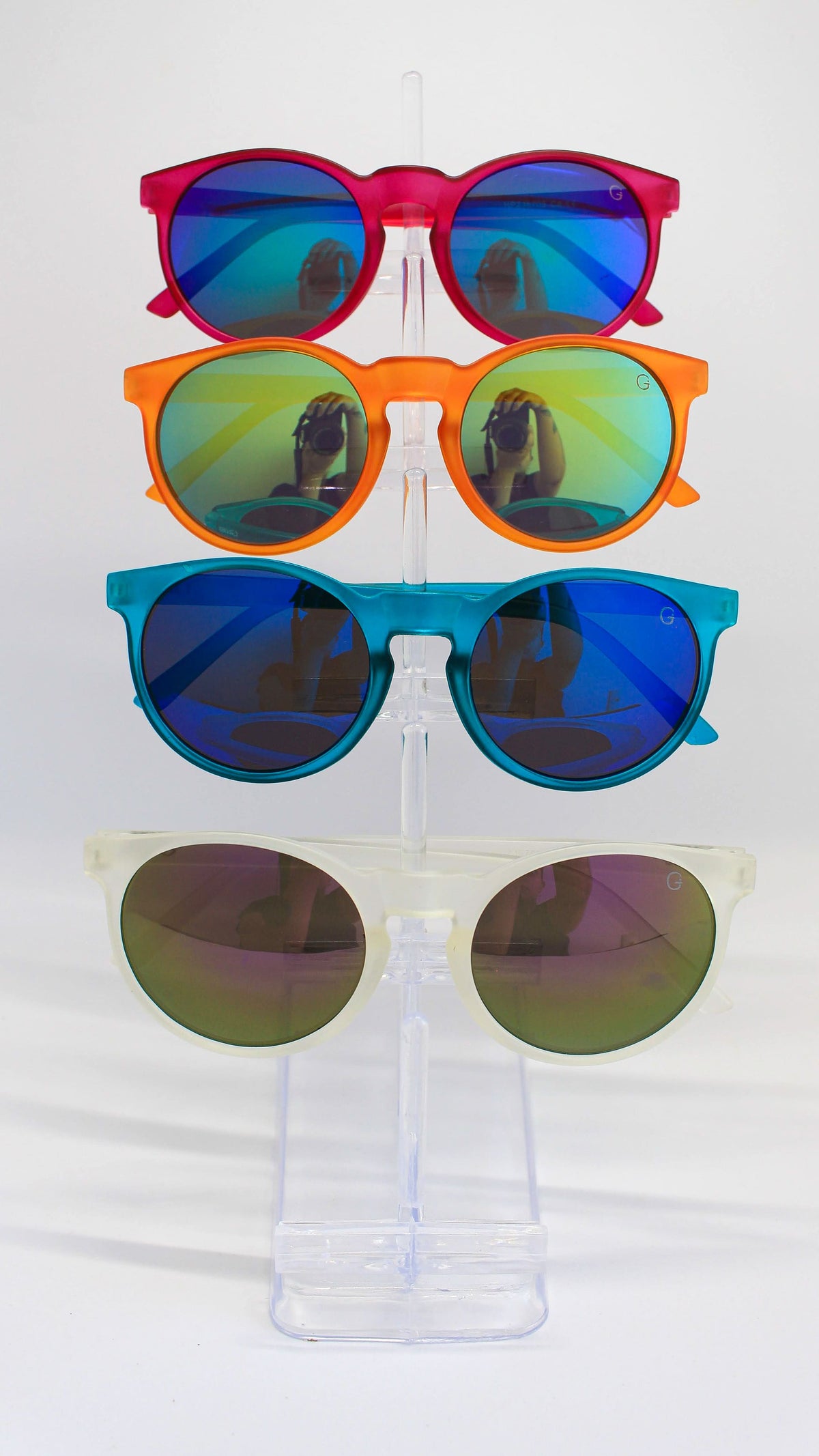 Óculos de Sol Feminino Esportivo Redondo em Acetato Premium – Gloss Eyewear