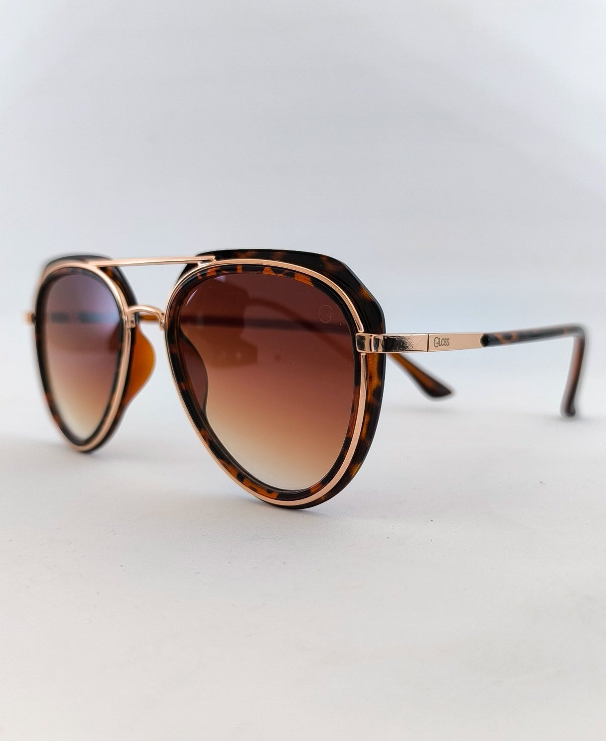 Óculos de Sol Feminino Aviador em Metal e Acetato Premium – Gloss Eyewear