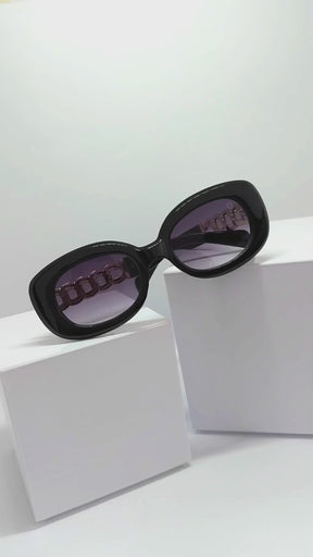 Óculos de Sol Feminino Slim com Haste em Correntaria em Metal Dourado Premium - Gloss Eyewear